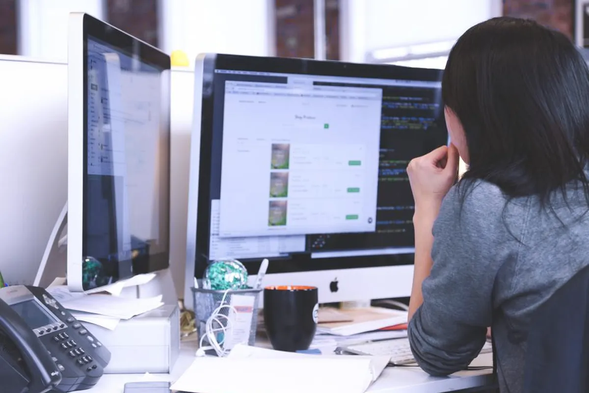Product manager working on a SaaS dashboard